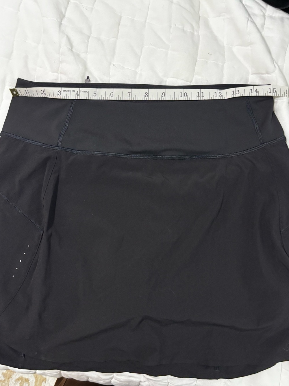 Athleta M Black Run With It 16" Skort
